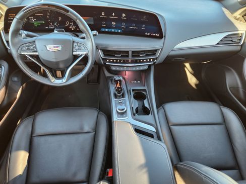 Certified 2025 Cadillac CT5 Premium Luxury image 27