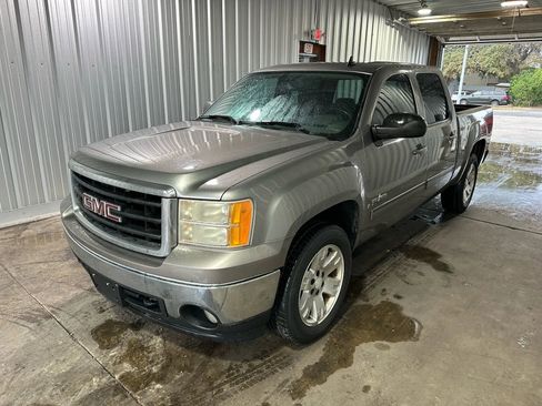 Used 2008 GMC Sierra 1500 SLE w/ Texas Edition image 1