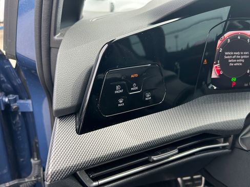 Used 2025 Volkswagen GTI SE FWD image 20