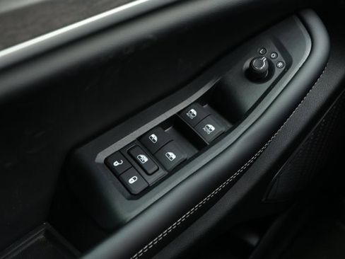 New 2026 Jeep Grand Cherokee Limited AWD/4WD image 24