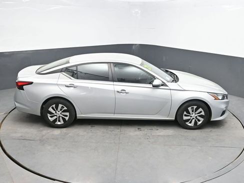 Used 2021 Nissan Altima 2.5 S FWD image 32