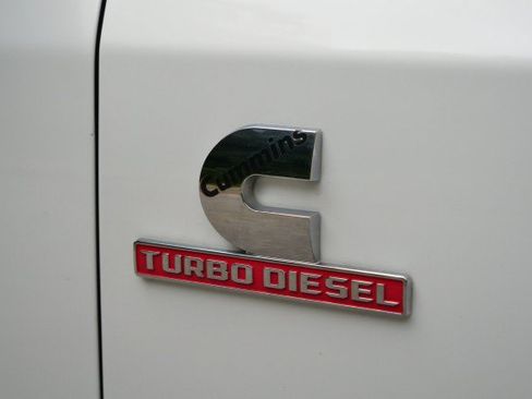 Used 2024 RAM 3500 SLT w/ Quick Order Package 2YG SLT AWD/4WD image 12