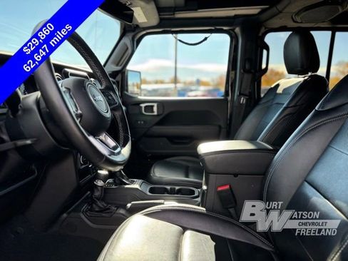 Used 2022 Jeep Wrangler Unlimited Sahara 4xe w/ Cold Weather Group image 10