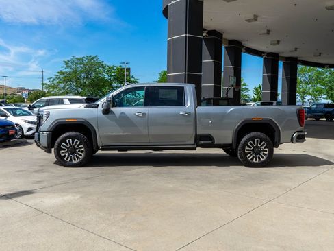 New 2026 GMC Sierra 3500 Denali Ultimate AWD/4WD image 4