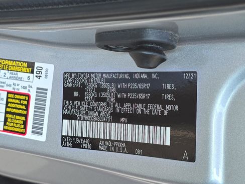 Used 2022 Toyota Sienna XLE image 43