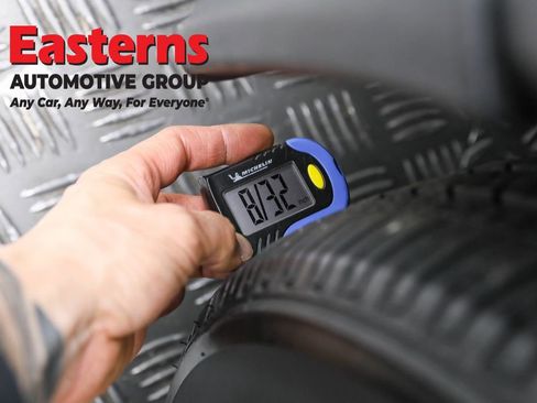 Used 2023 Nissan Kicks S image 28