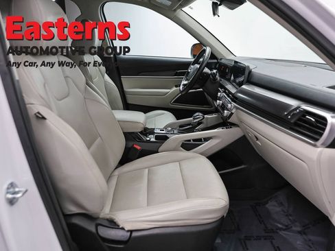Used 2023 Kia Telluride S FWD image 25