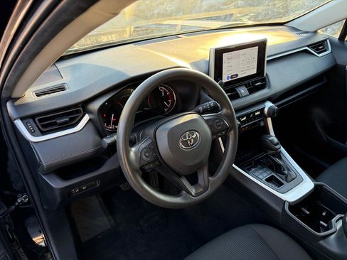 Used 2024 Toyota RAV4 LE image 15