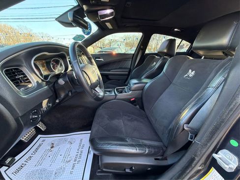 Used 2016 Dodge Charger R/T Scat Pack w/ Technology Group image 9