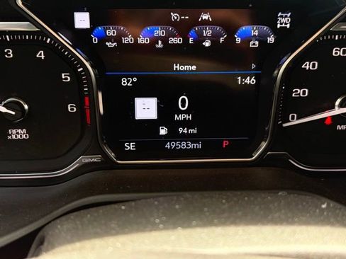 Used 2021 GMC Yukon Denali w/ Advanced Technology Package image 10