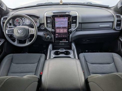Used 2025 RAM 1500 Big Horn AWD/4WD image 15