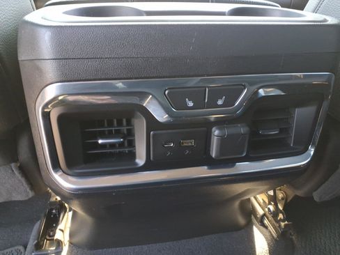 Used 2020 GMC Sierra 2500 Denali w/ Denali Ultimate Package AWD/4WD image 25
