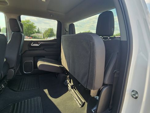 Used 2026 Chevrolet Silverado 1500 LT AWD/4WD image 19