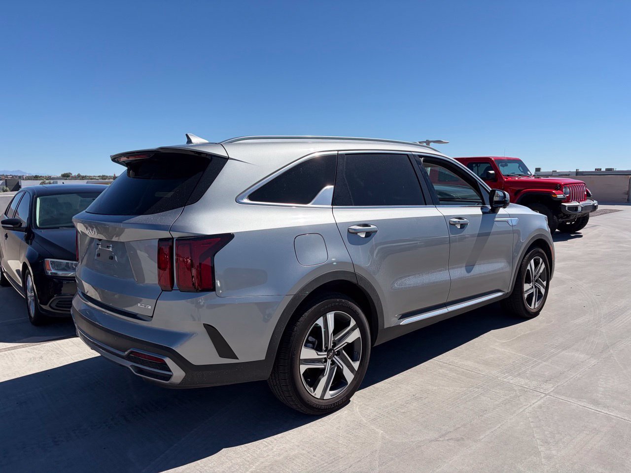 Used 2023 Kia Sorento SX Prestige AWD/4WD image 2