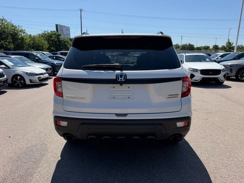 Used 2021 Honda Passport Touring image 5