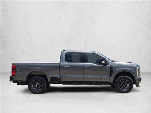 Used 2024 Ford F250 Lariat w/ Lariat Ultimate Package AWD/4WD image 4