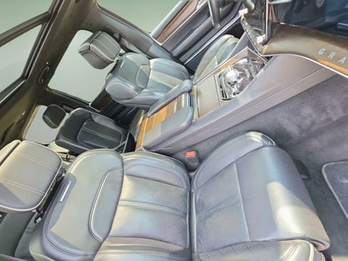Used 2022 Jeep Grand Wagoneer Series II w/ Convenience Group III AWD/4WD image 23