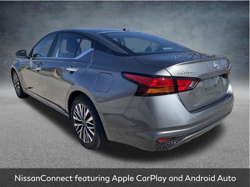Used 2025 Nissan Altima 2.5 SV image 6
