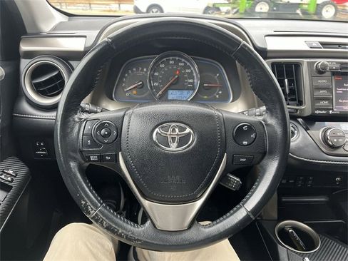 Used 2014 Toyota RAV4 Limited image 14
