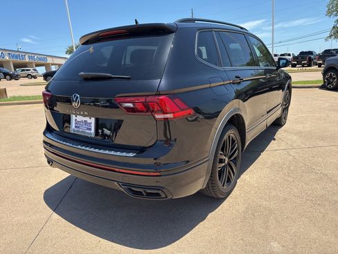 Used 2022 Volkswagen Tiguan SE R-Line FWD image 7