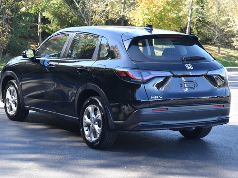 Certified 2024 Honda HR-V LX image 28
