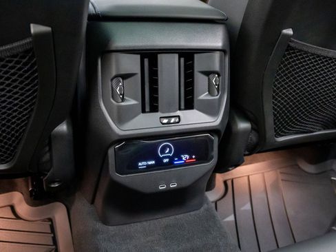 New 2026 BMW X3 xDrive30 w/ Premium Package AWD/4WD image 19