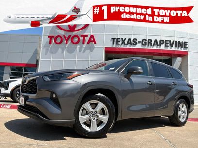 Used 2025 Toyota Highlander LE