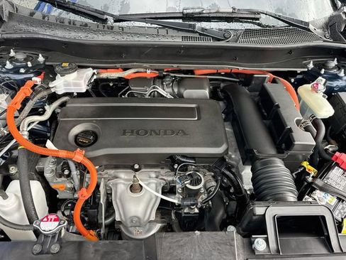 Certified 2025 Honda CR-V Sport-L image 30