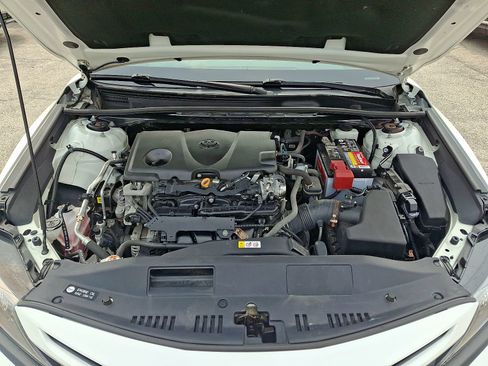 Used 2021 Toyota Camry SE FWD image 26