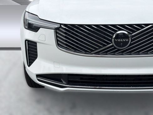 New 2026 Volvo XC90 B6 Plus w/ Protection Package AWD/4WD image 29