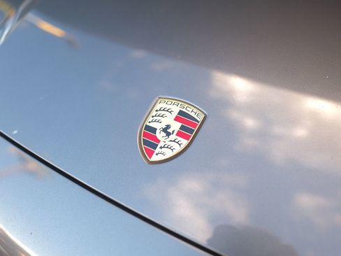 Used 2019 Porsche Cayenne image 32