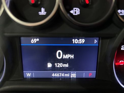 Used 2021 Chevrolet Tahoe LT AWD/4WD image 9