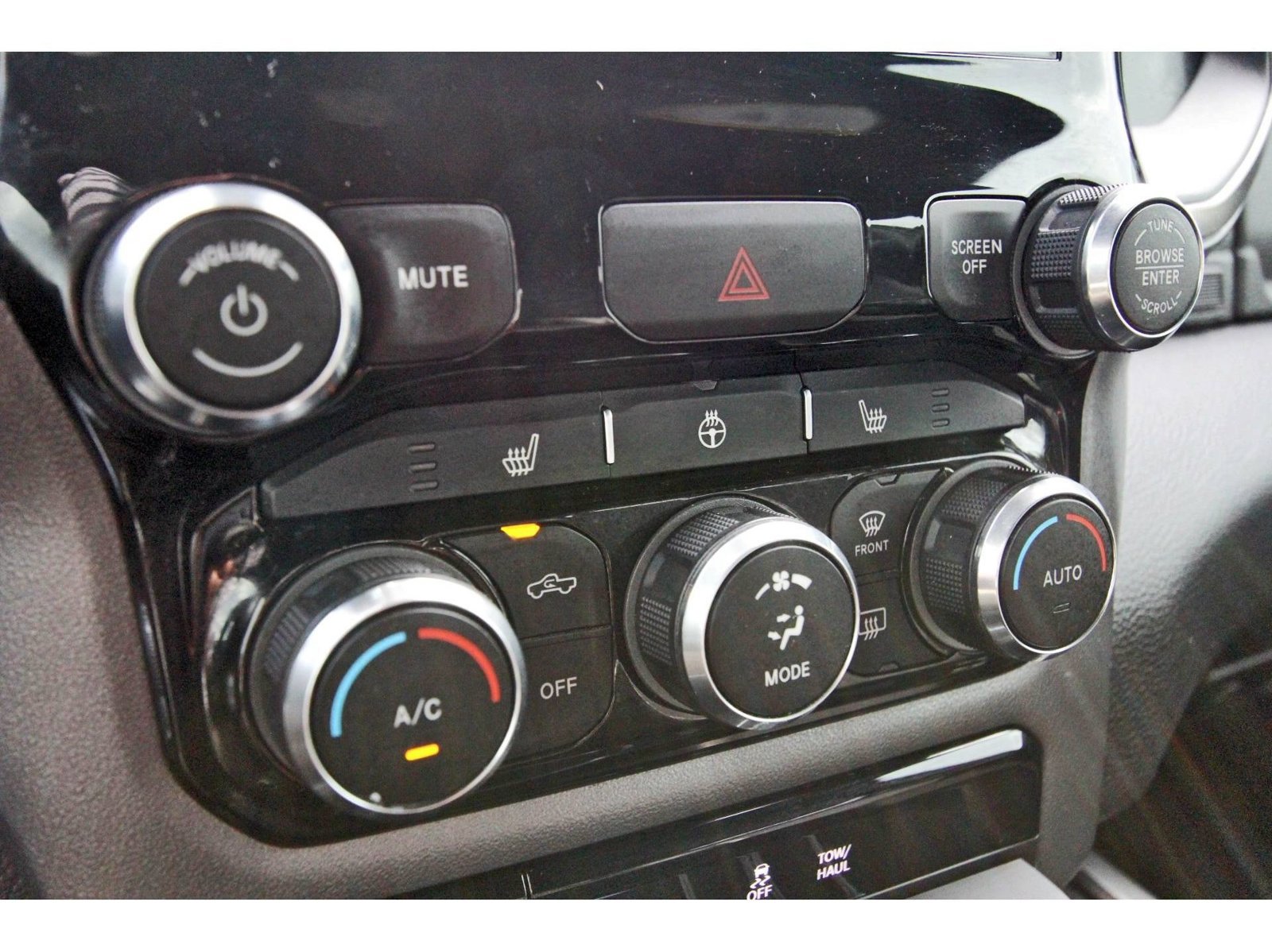 Used 2021 RAM 1500 Rebel w/ Rebel Level 1 Equipment Group AWD/4WD image 28