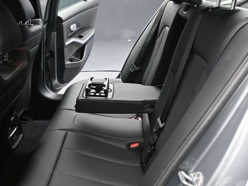 Certified 2026 BMW 330i Sedan RWD image 21