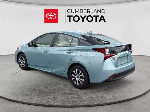 Used 2019 Toyota Prius XLE AWD/4WD image 3
