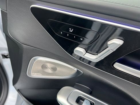 Certified 2025 Mercedes-Benz C 300 4MATIC Sedan image 16