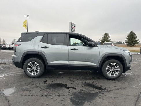 New 2026 Chevrolet Equinox LT w/ Convenience Package II image 3