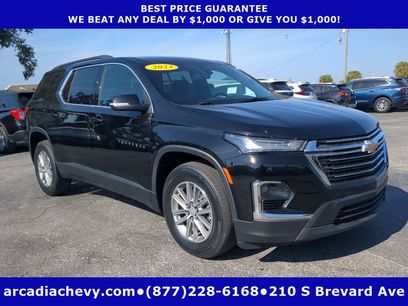Used 2023 Chevrolet Traverse LT