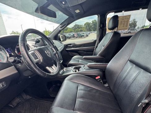 Used 2019 Dodge Grand Caravan GT FWD image 19