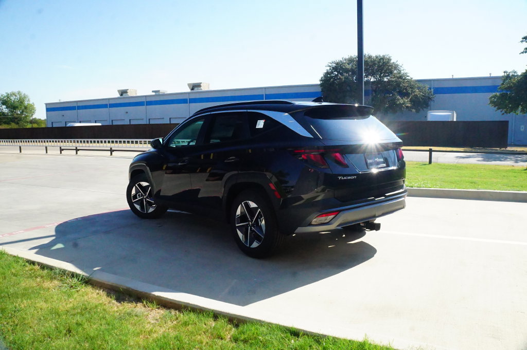 New 2026 Hyundai Tucson SEL w/ Tow & Go Package FWD image 5