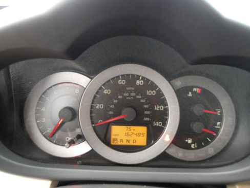 Used 2010 Toyota RAV4 Limited image 21