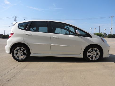 Used 2009 Honda Fit Sport image 6