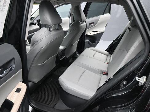 Used 2023 Toyota Venza Limited AWD/4WD image 16