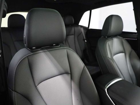 Used 2023 Audi Q8 Premium Plus w/ Premium Plus Package image 21