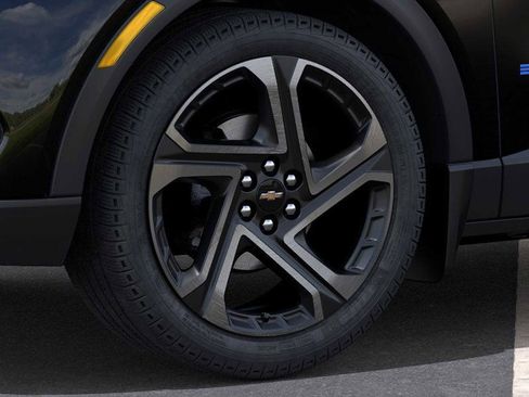 New 2026 Chevrolet Equinox EV LT image 9