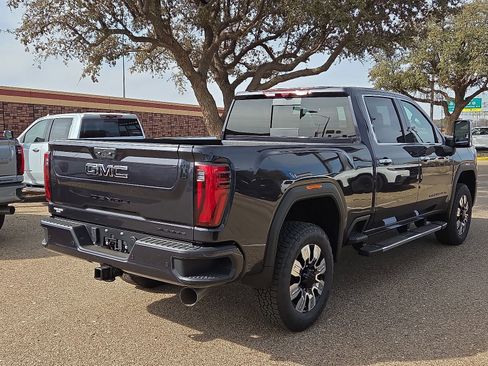 New 2026 GMC Sierra 2500 Denali w/ Denali Reserve Package AWD/4WD image 4