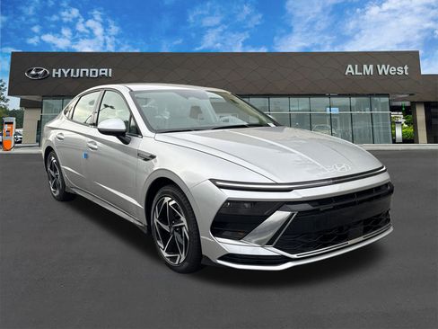 New 2026 Hyundai Sonata SEL image 3