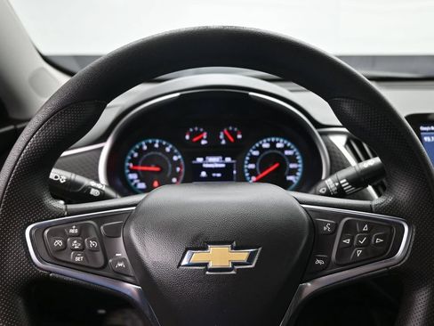 Used 2024 Chevrolet Malibu LT FWD image 12