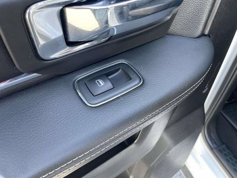 Used 2018 RAM 2500 Laramie w/ Snow Chief Group AWD/4WD image 16