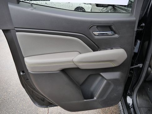 Used 2024 Chevrolet Colorado ZR2 image 25